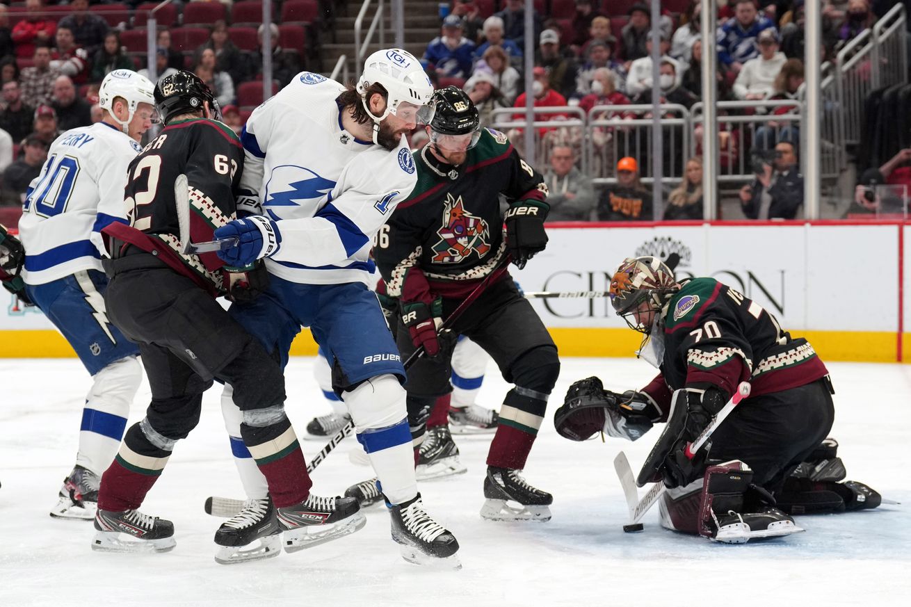 NHL: Tampa Bay Lightning at Arizona Coyotes