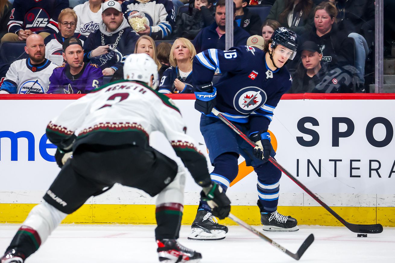 Arizona Coyotes v Winnipeg Jets