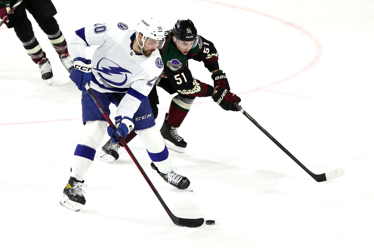 NHL: FEB 15 Lightning at Coyotes