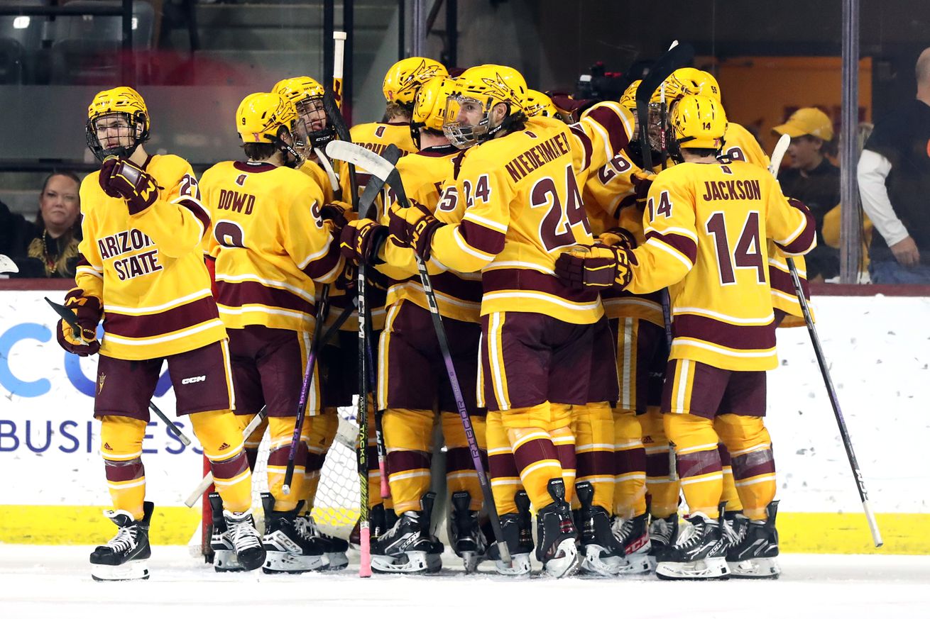 COLLEGE HOCKEY: OCT 20 Northern Michigan at Arizona State