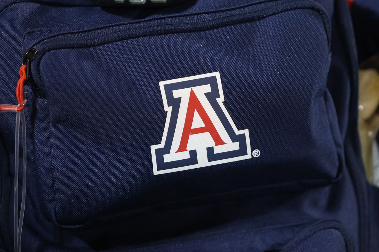 arizona-wildcats-football-betting-odds-vegas-fanduel-playoff-big12-heisman-2024