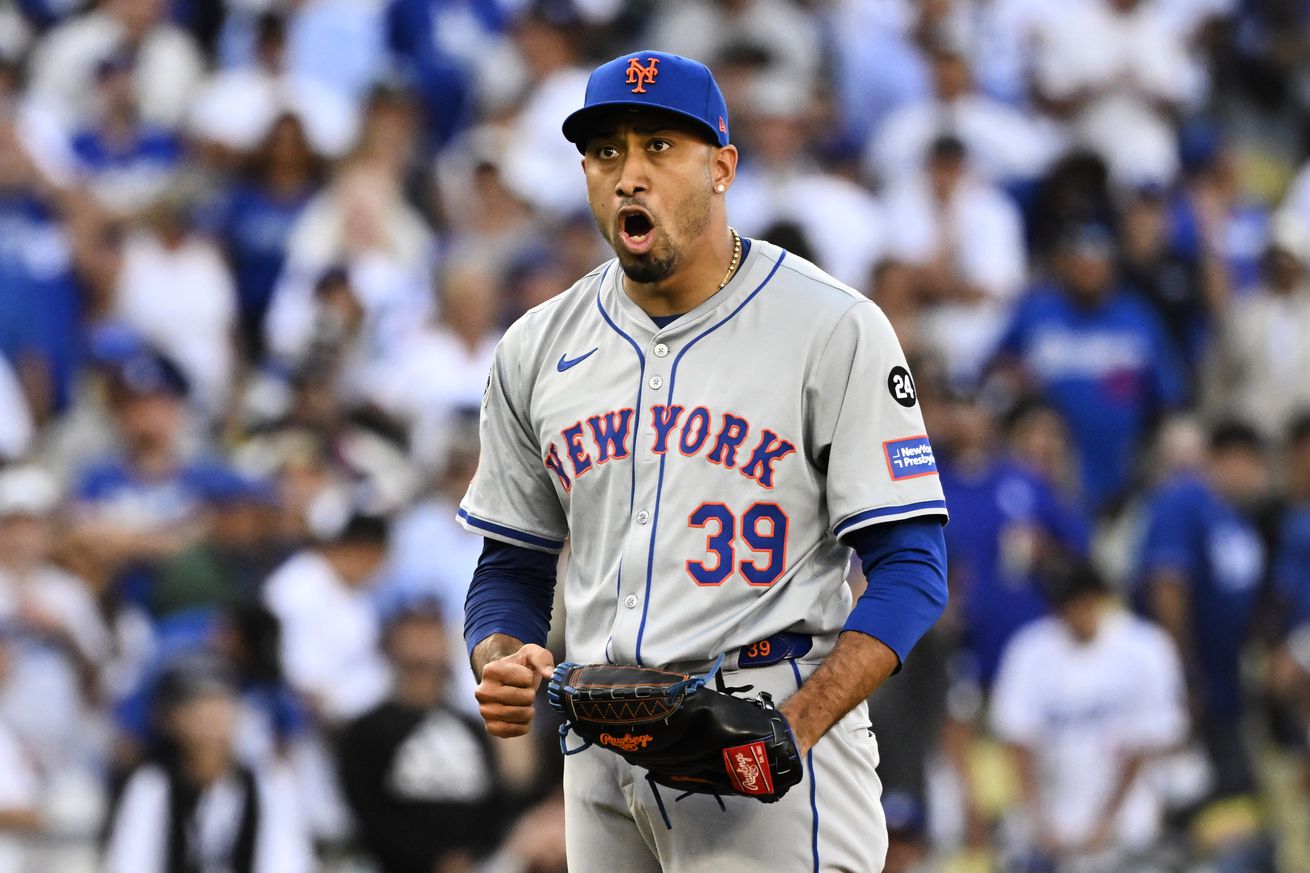 New York Mets defeated the Los Angeles Dodgers 7-3 to win game 2 of the NLCS.