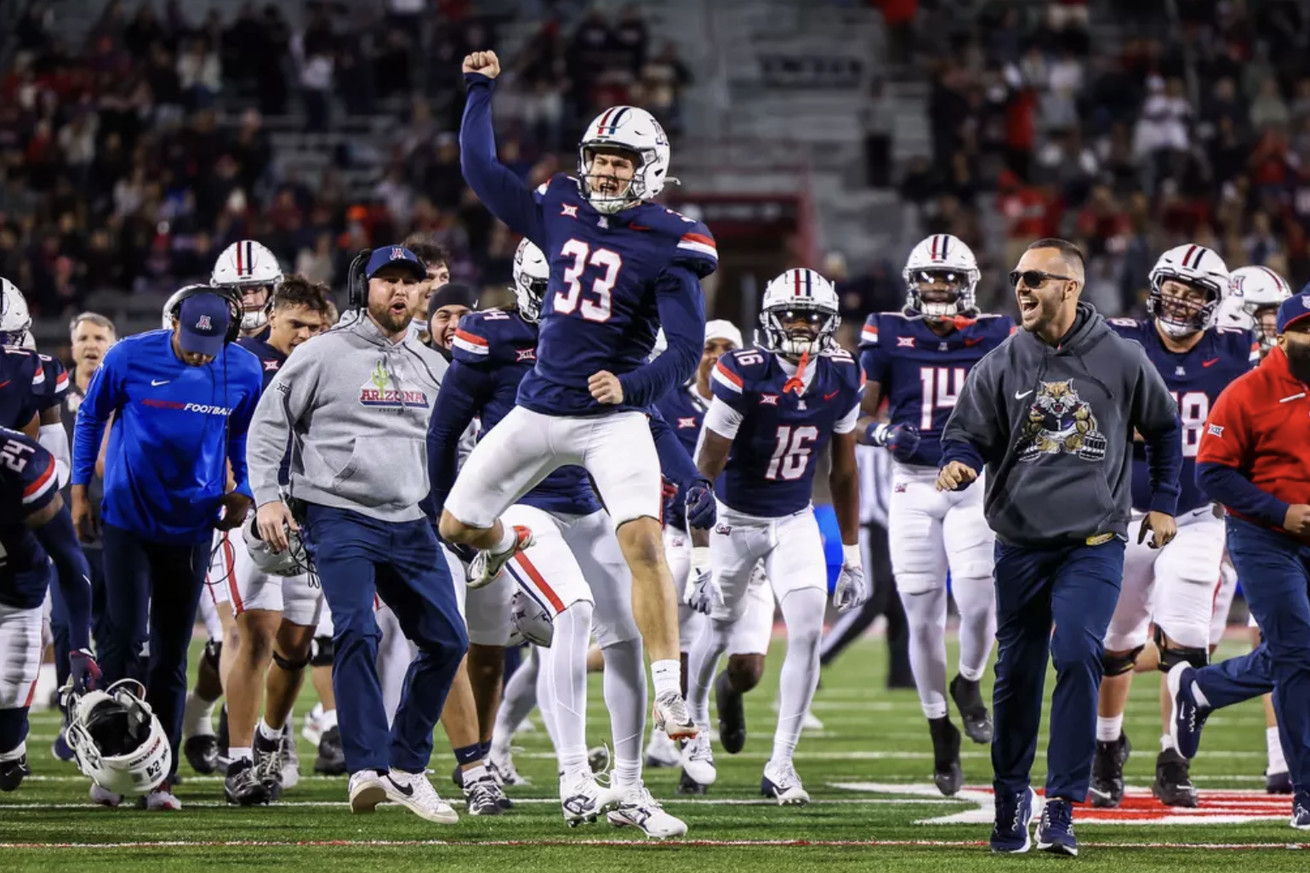 arizona-wildcats-football-tyler-loop-tetairoa-mcmillan-biletnikoff-groza-awards-semifinalists-2024