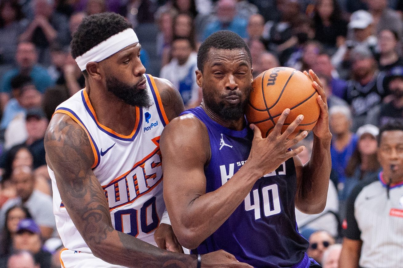 NBA: Phoenix Suns at Sacramento Kings