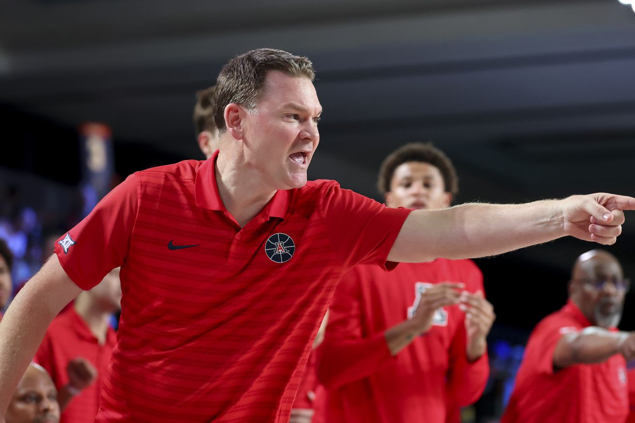 arizona-wildcats-basketball-comments-tommy-lloyd-caleb-love-anthony-dellorso-davidson