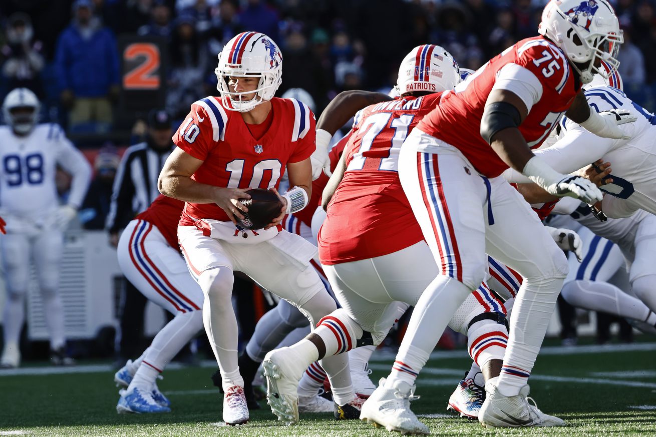 Indianapolis Colts v New England Patriots