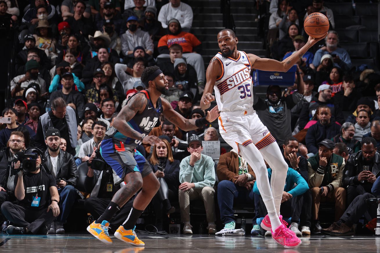 Phoenix Suns v Brooklyn Nets