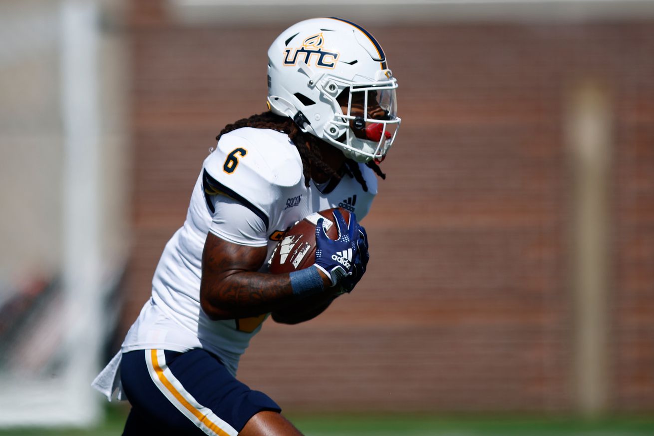 arizona-wildcats-football-javin-whatley-receiver-ncaa-transfer-portal-chattanooga-mocs-2025