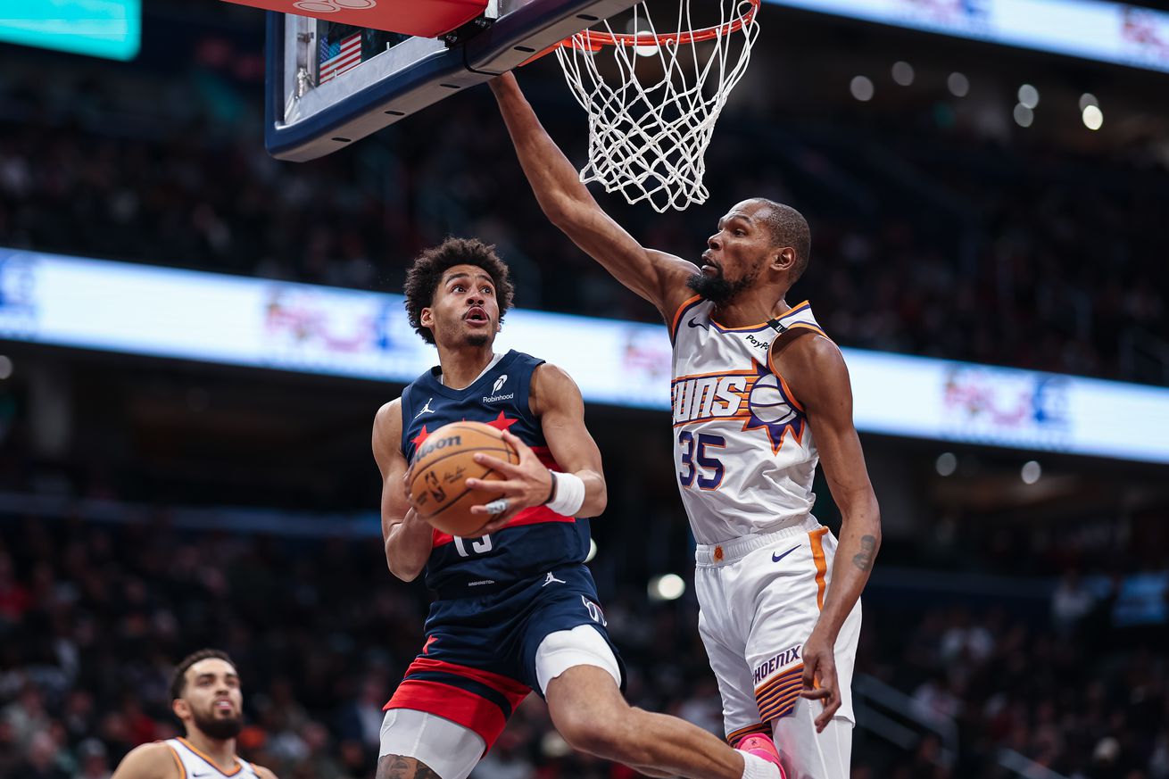 Phoenix Suns v Washington Wizards