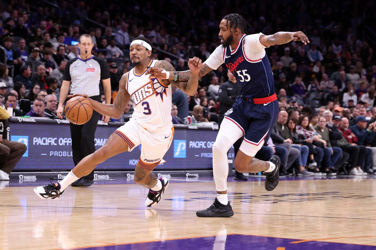 Los Angeles Clippers v Phoenix Suns