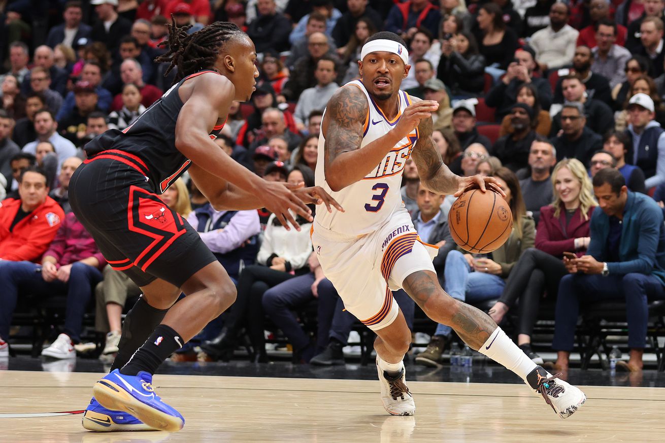 Phoenix Suns v Chicago Bulls