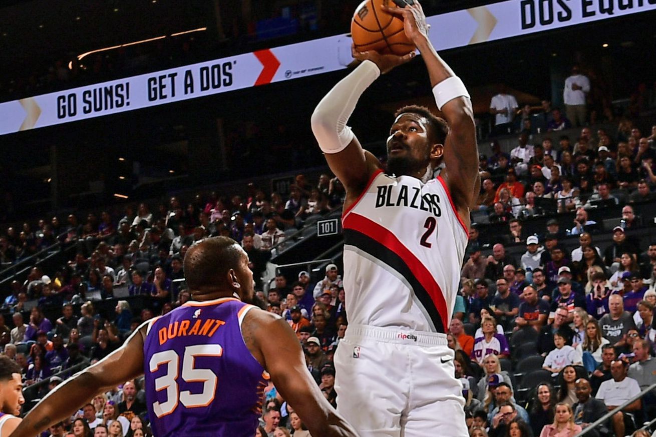 Portland Trail Blazers v Phoenix Suns