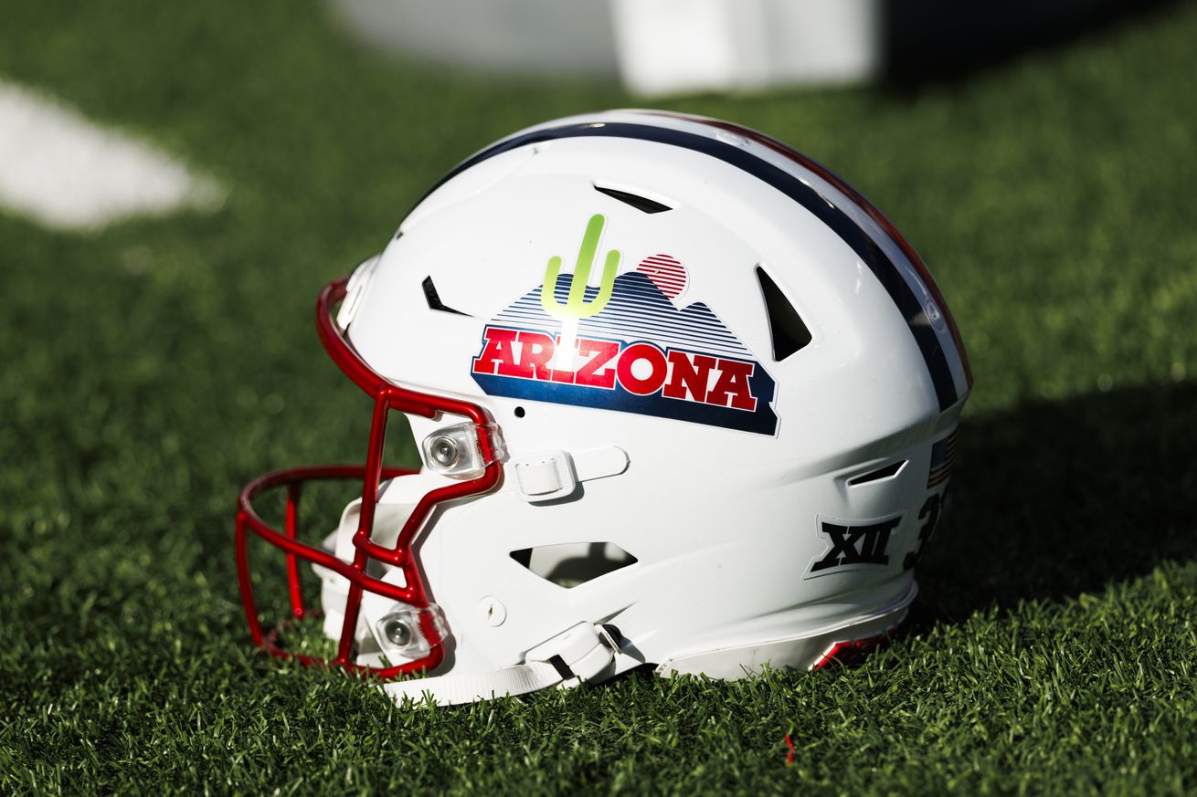 arizona-wildcats-football-coaching-staff-craig-naivar-special-teams-josh-bringuel-linebackers-2025