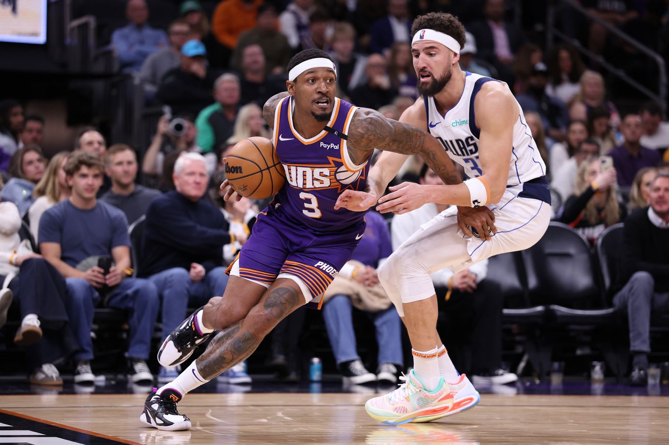 Dallas Mavericks v Phoenix Suns