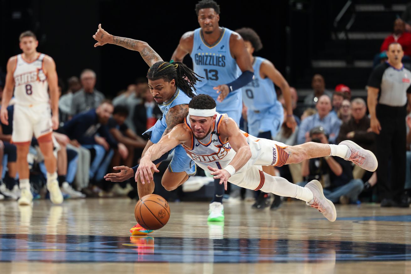 Phoenix Suns v Memphis Grizzlies