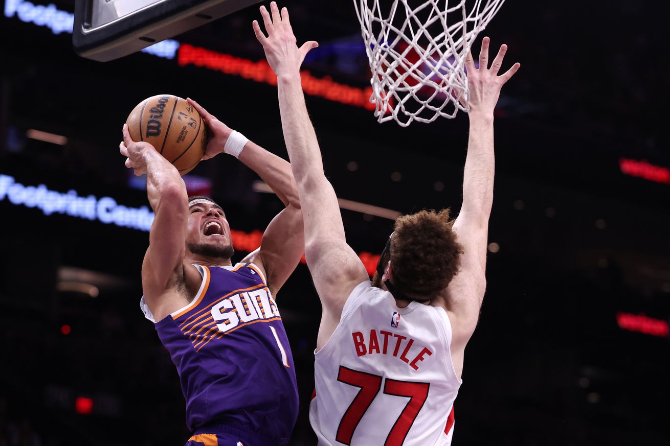 Toronto Raptors v Phoenix Suns