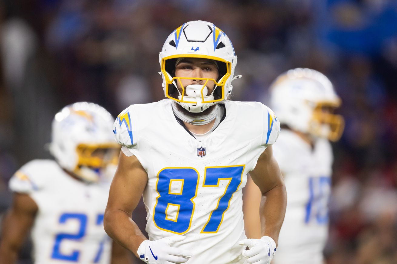 NFL: Los Angeles Chargers at Arizona Cardinals