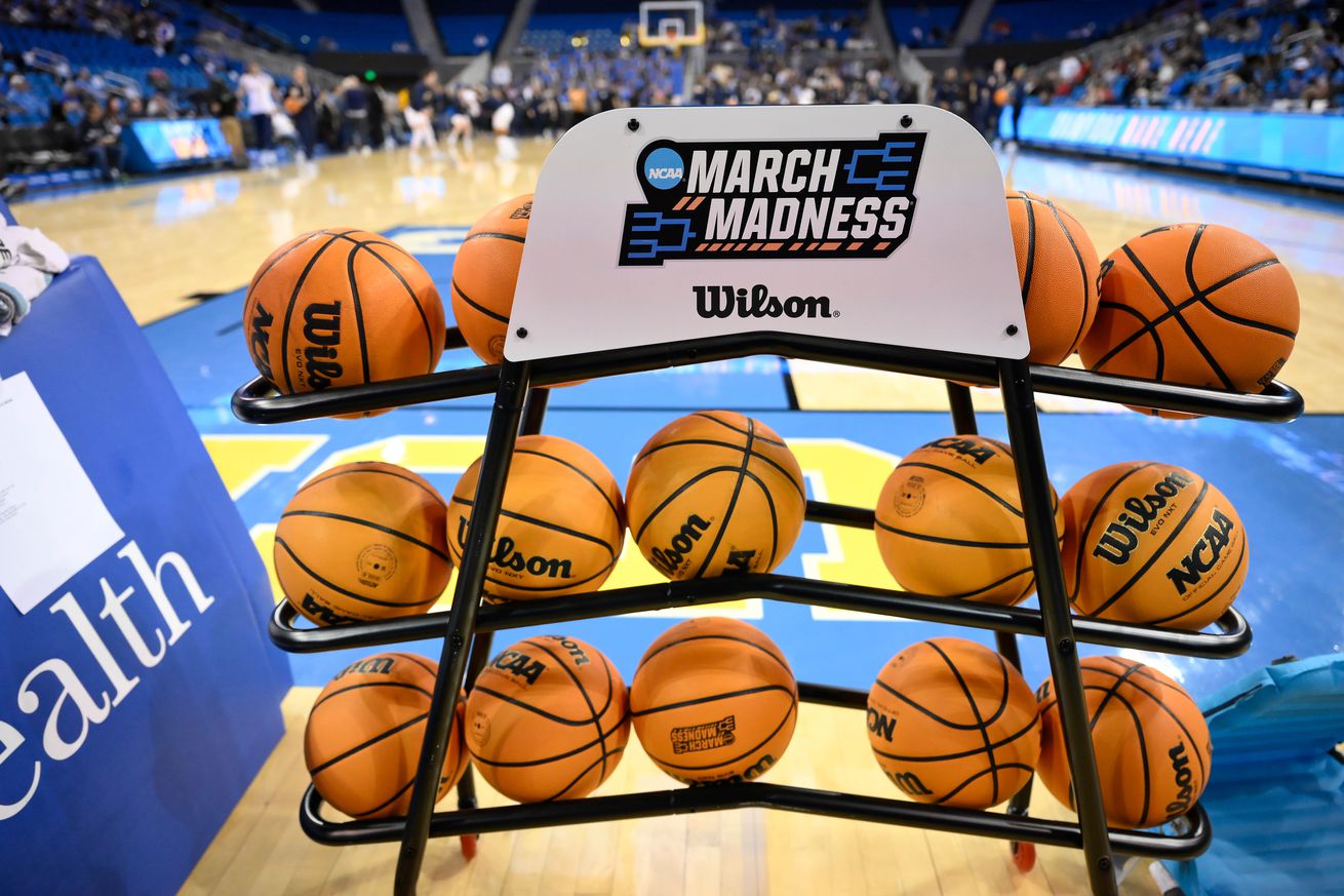 selection-sunday-show-start-time-tv-channel-cbs-march-madness-live-2025-arizona-basketball