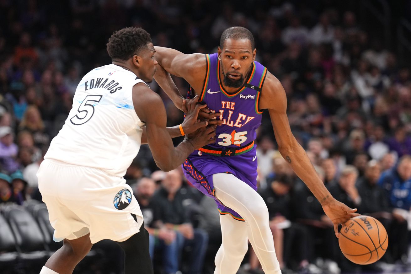 NBA: Minnesota Timberwolves at Phoenix Suns