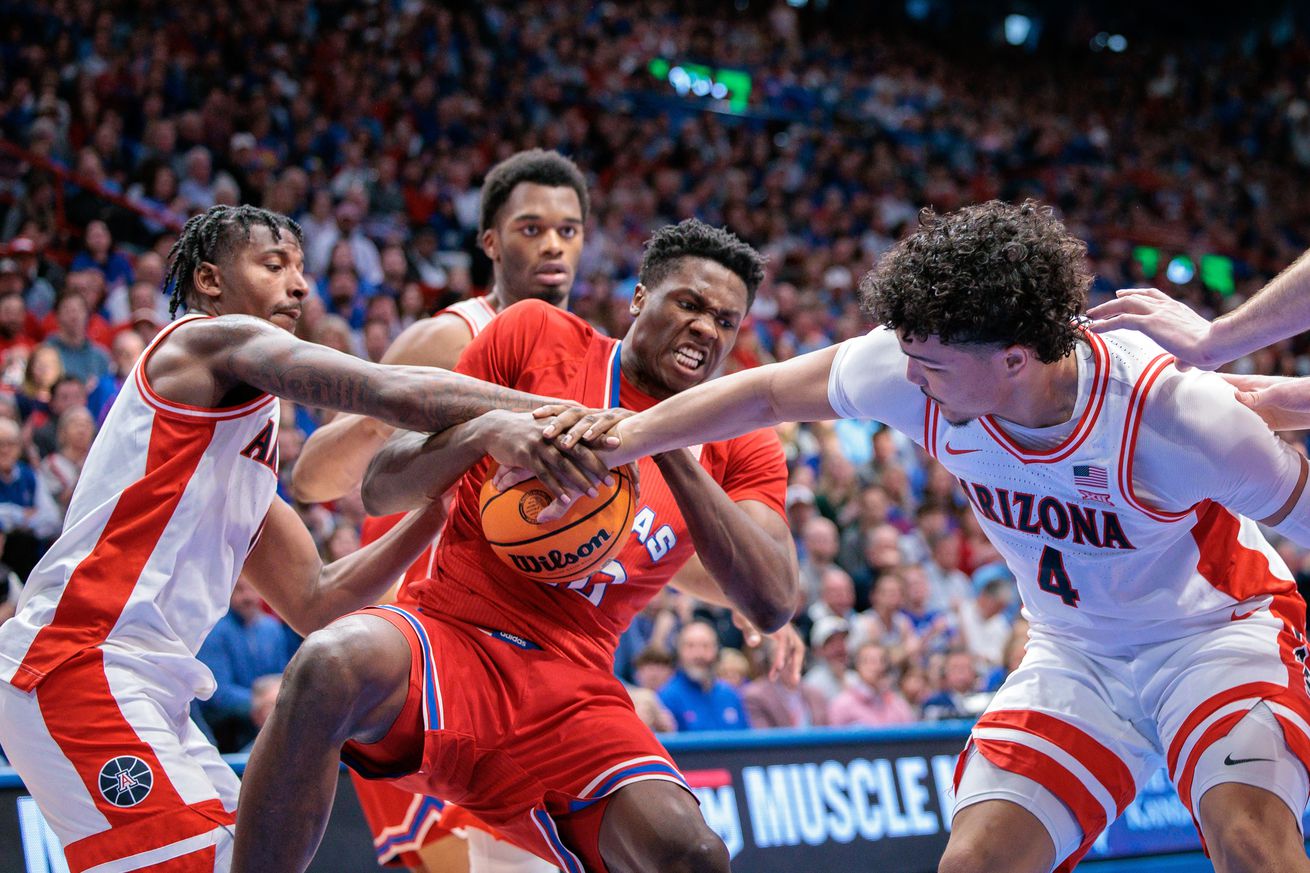 arizona-wildcats-mens-basketball-turnovers-defense-shooting-big12-tournament-struggles-2025